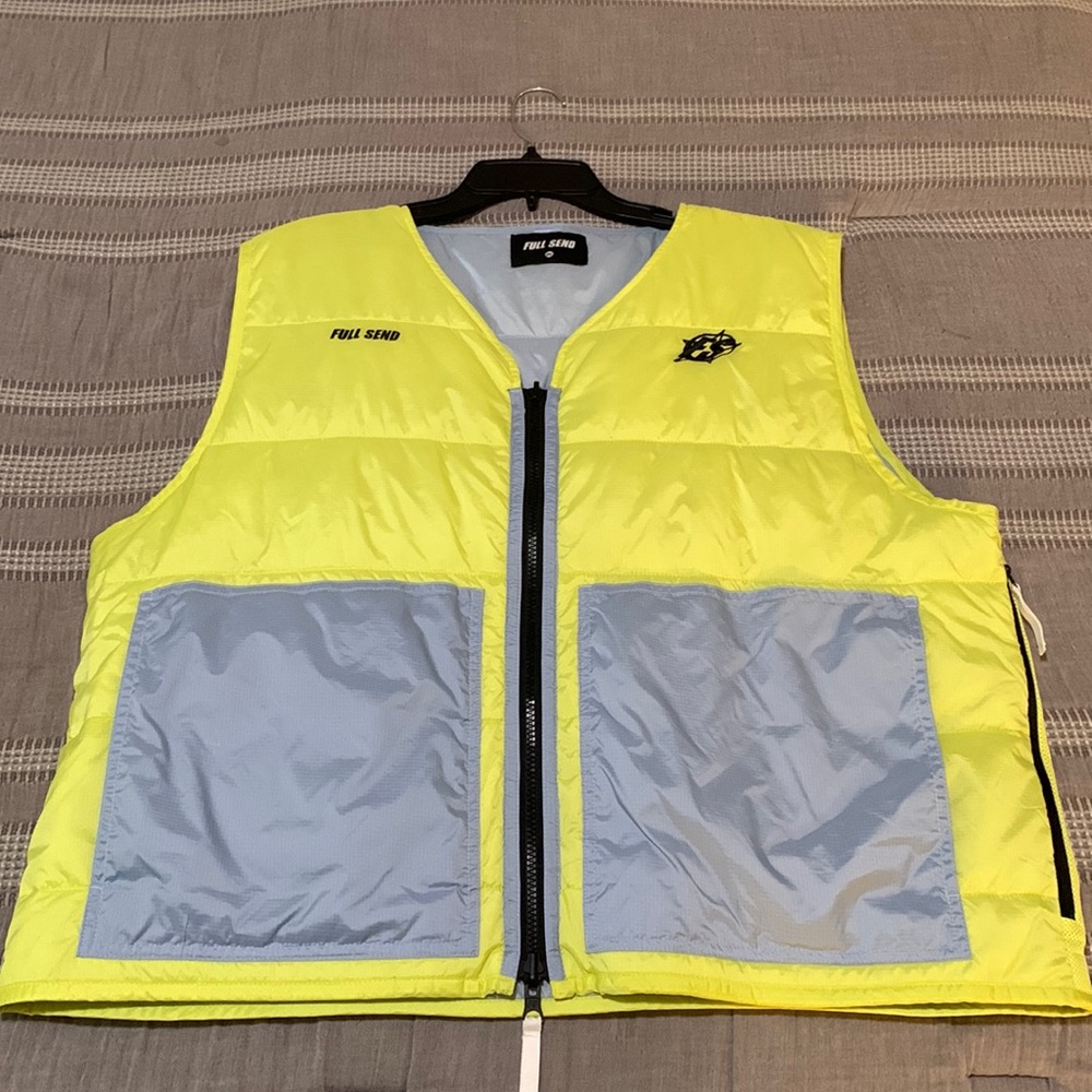 Men’s nelk full send puffer size 2XL